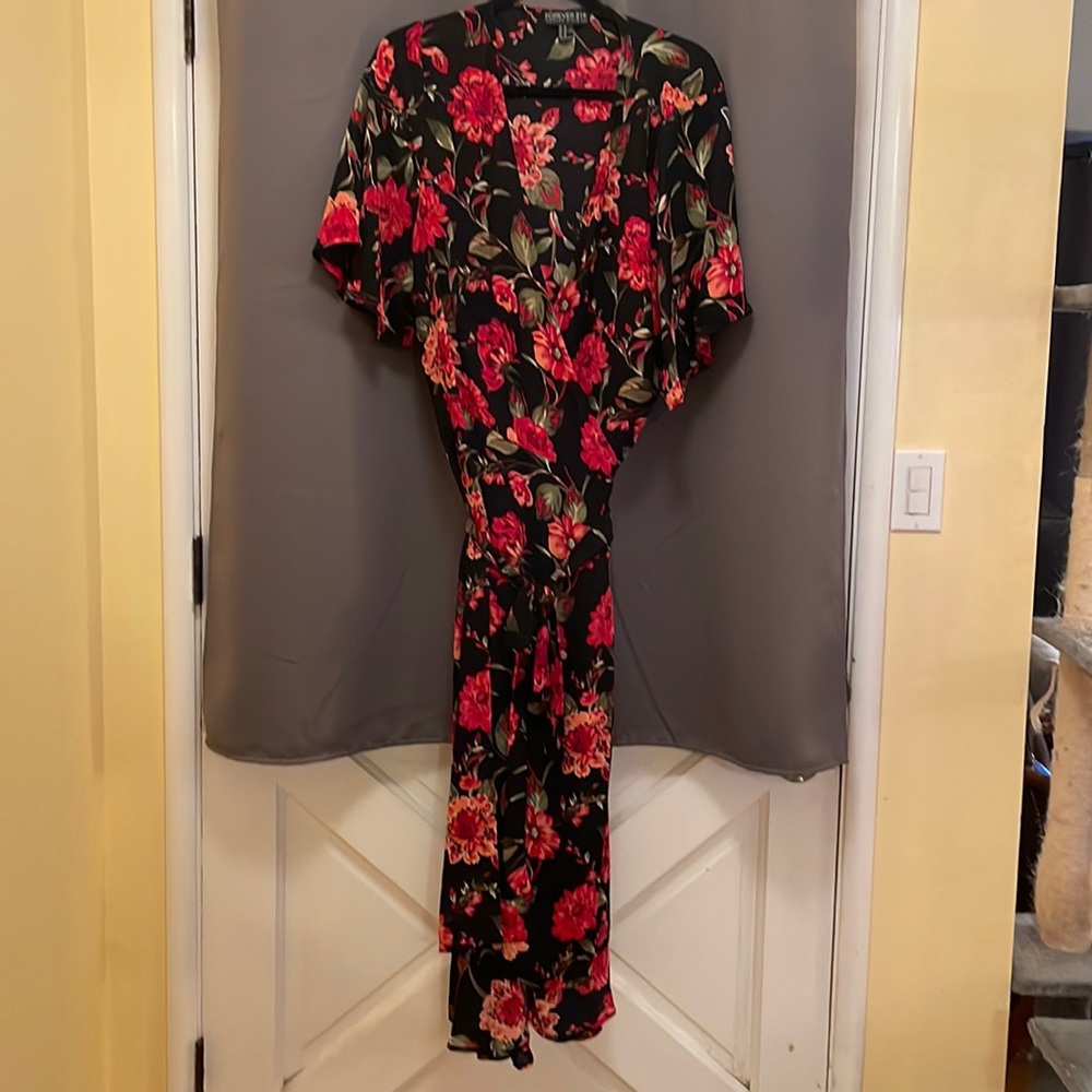 Forever 21 + dark floral wrap midi dress